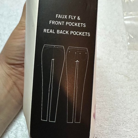 Hue	Versailles Twill Leggings	XL. NWT.  773 - Picture 7 of 7